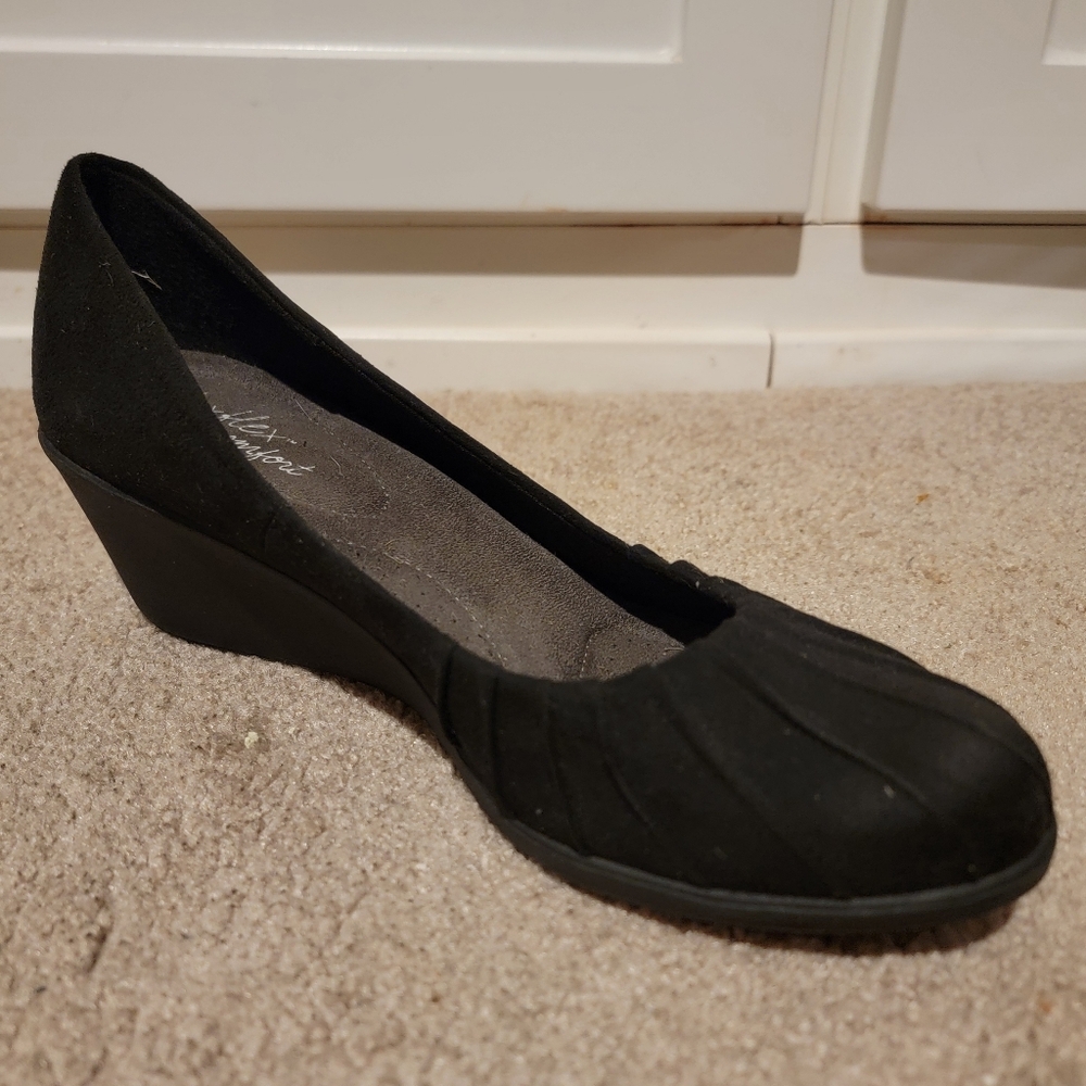 Dexflex Comfort Wedge Heels Black Size 8.5